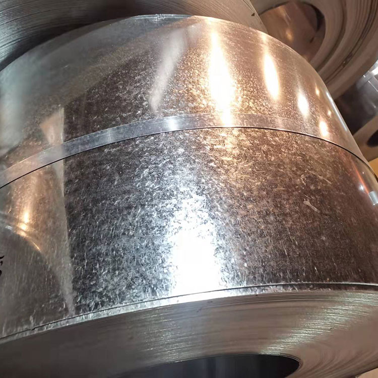 Kan du värma galvaniserad metall?